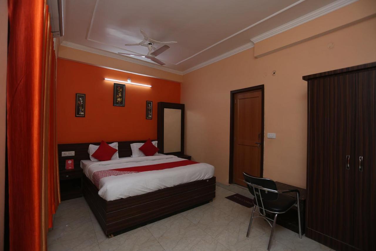 Oyo 26803 Hotel City Inn Faizabad Exterior photo